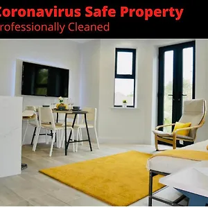 https://beautiful-alumpointe-apartment-400m-to-the-beach.tophotelsbath.com