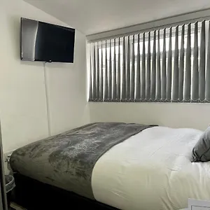 Wisteria Apartment