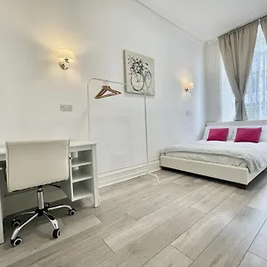 https://lothian-center-apartment.edinburghhotelsuk.org